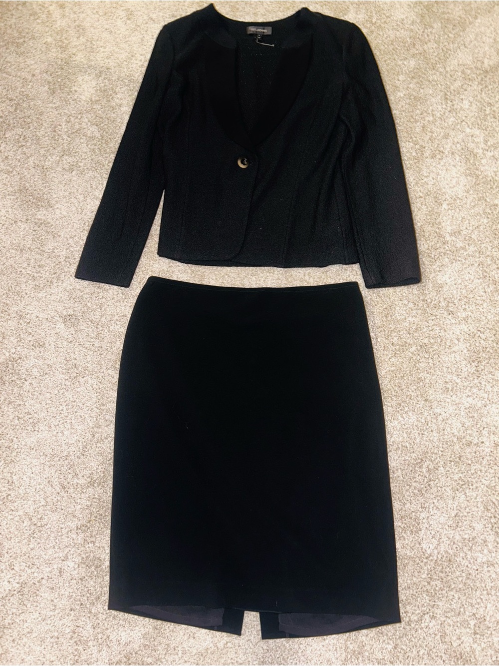 St. John Black Knit 2pc Skirt Suit Set Lined Button Jacket 12 Skirt 14 Blazer